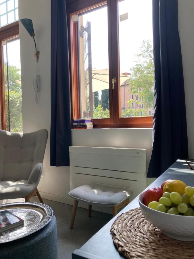 Mini Loft Lido With Own Sunny & Private Garden Apartment Lido di Venezia Bagian luar foto