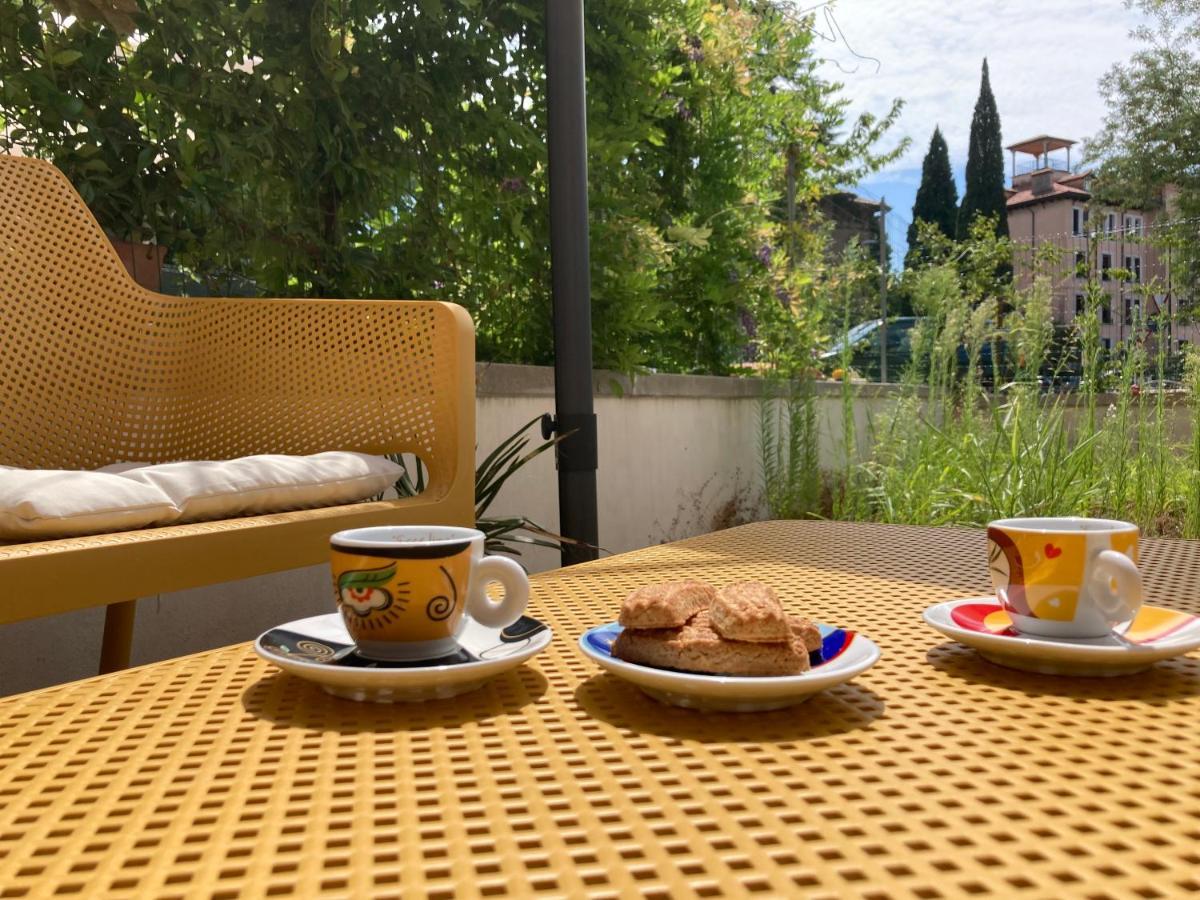 Mini Loft Lido With Own Sunny & Private Garden Apartment Lido di Venezia Bagian luar foto