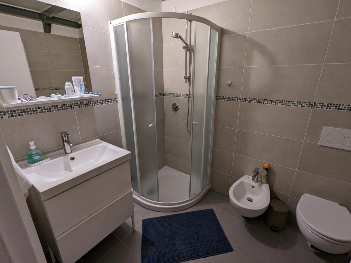Mini Loft Lido With Own Sunny & Private Garden Apartment Lido di Venezia Bagian luar foto